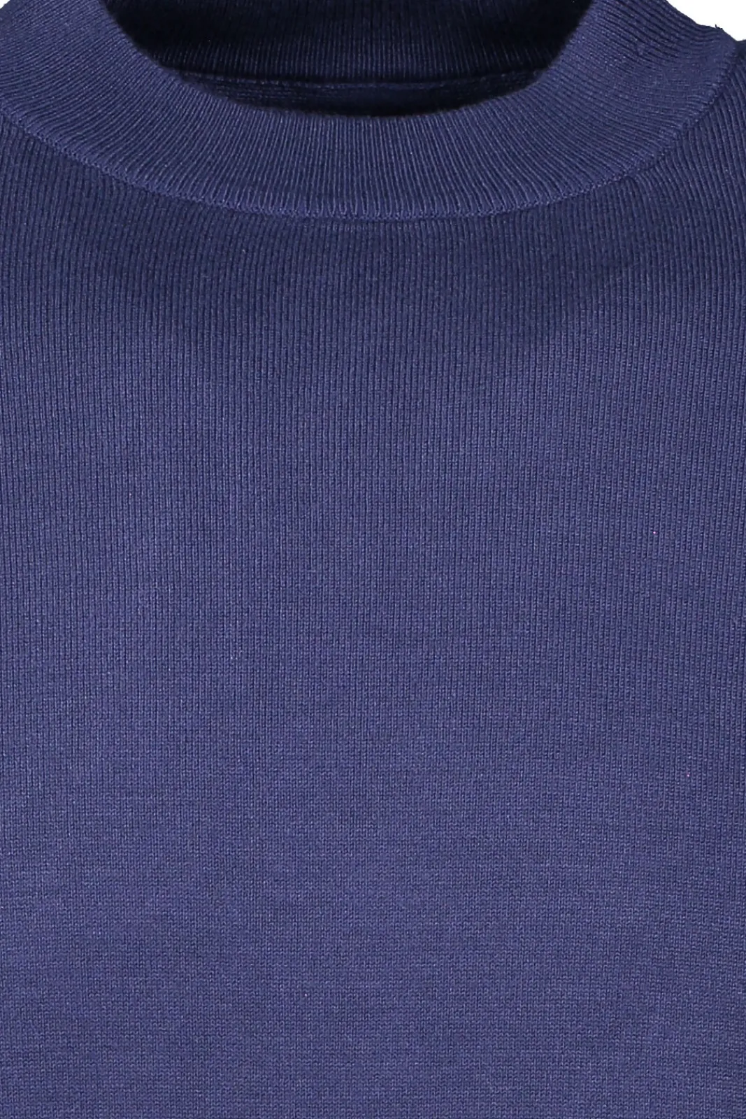 Stickat>TRESANTI Saint | Stretch Turtleneck